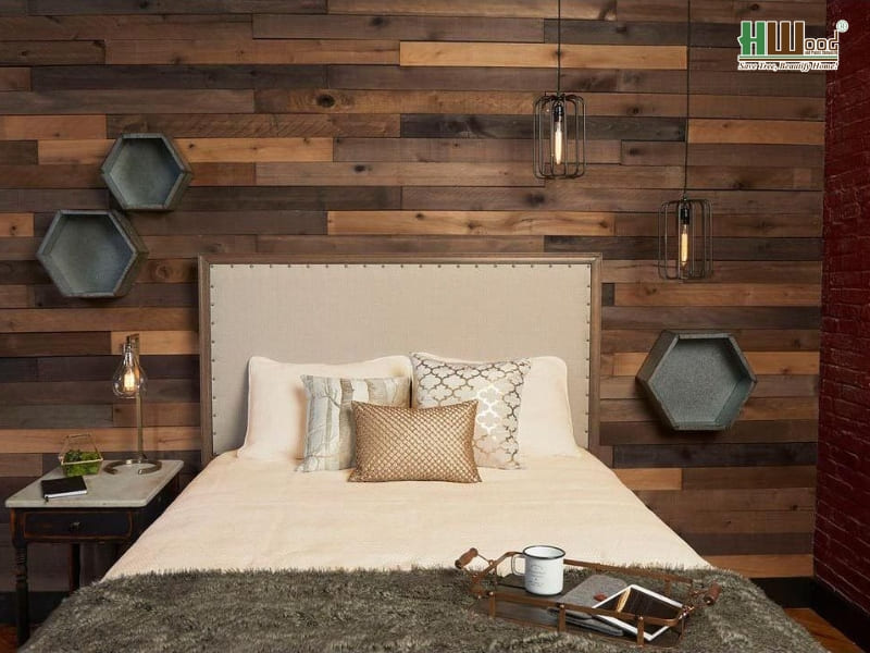 Vách ốp gỗ tự nhiên tạo không gian ấm cúng