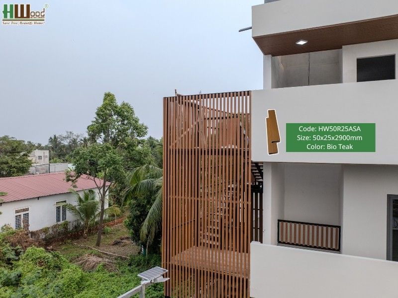Thanh lam gỗ nhựa ốp mặt tiền biệt thự — che nắng và trang trí ngoại thất